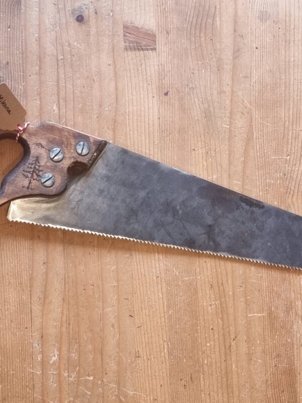 Grande scie égoïne sapin montagne 1