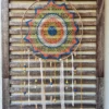 ar grand bleu jaune rouge blanc vert 1 Grand attrape rêves napperon multicolore fait main avec cerclage en chanvre et franges en tissu