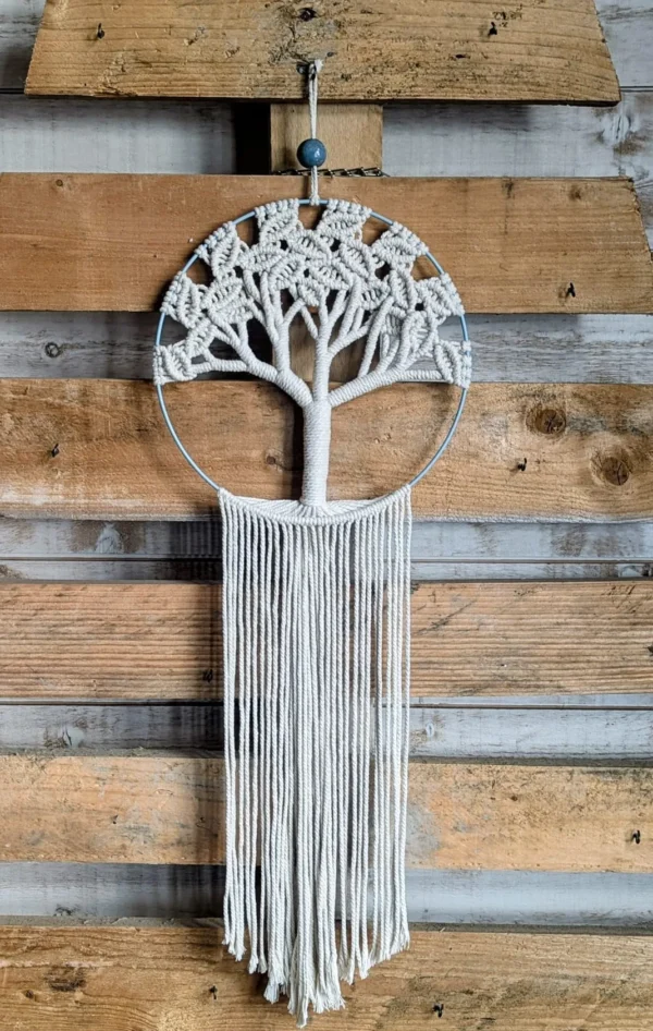 mac arbre blanc 1 Suspension murale macramé arbre blanc sur cercle avec franges retombantes