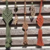 petit suspension feuilles melangé bois et macramé clochettes 1 etit-suspension-feuilles-melange-bois-et-macrame-clochettes-1