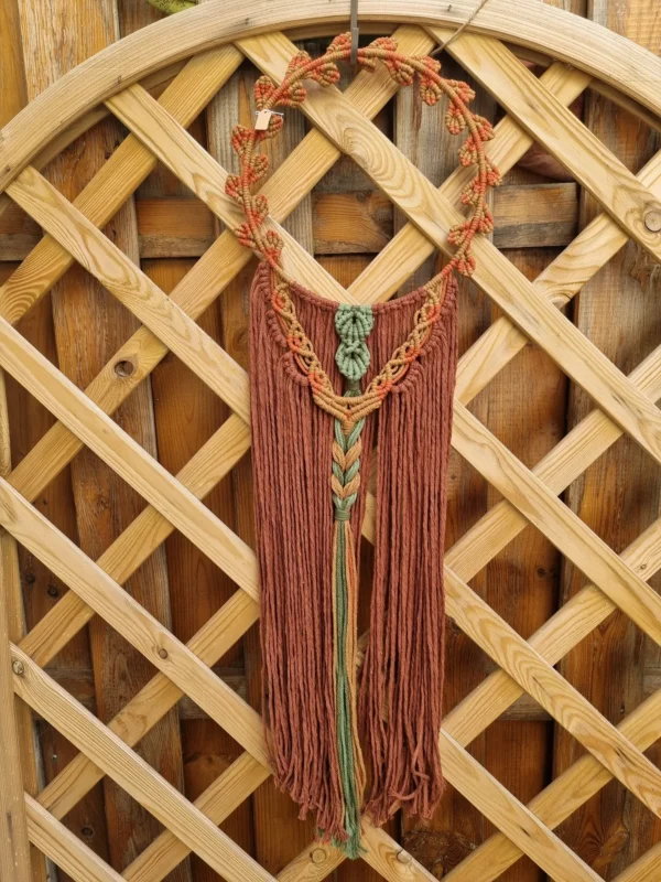 suspension-fleur-rouge-brune-tresse-verte